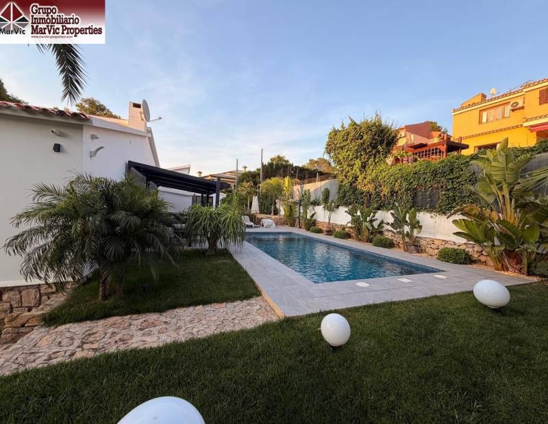 Продажа - шале - Rincon de Loix Llano - Benidorm