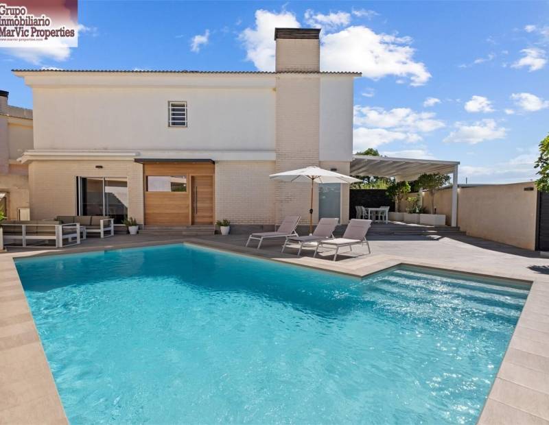 Venta - Chalet - Alfaz del PI Pueblo-Urbanizaciones - l'Alfas del Pi