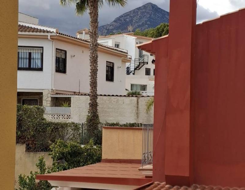 Sale - Semi-detached house - Barranco Hondo - La Nucía