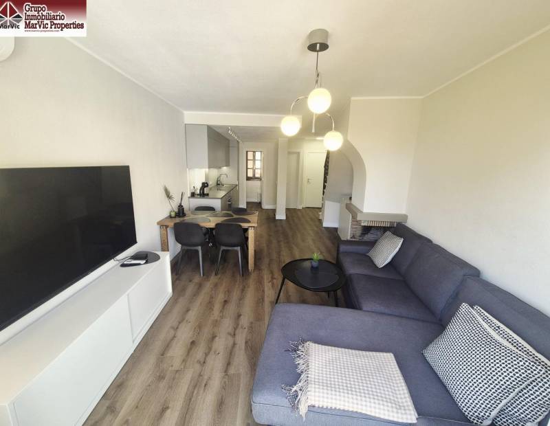 Продажа - спаренный дом - Camporrosso village - Finestrat