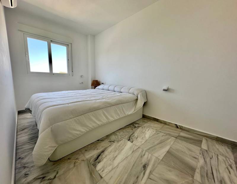 Продажа - АПАРТАМЕНТЫ - Cala de Benidorm - Benidorm
