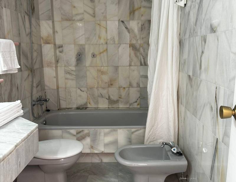 Sale - Apartment - Cala de Benidorm - Benidorm