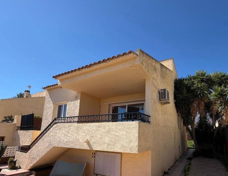 Sale - Semi-detached house - Urbanizaciones - La Nucía