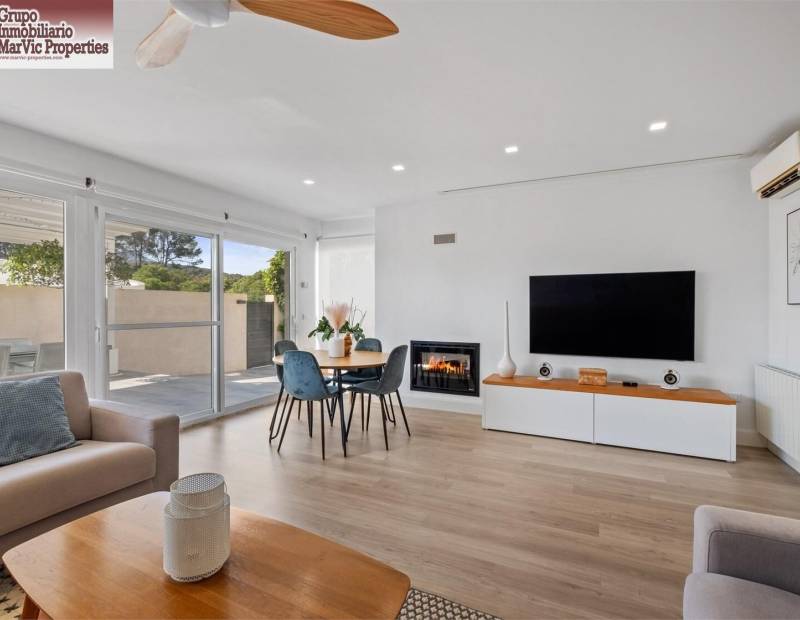 Venta - Chalet - Alfaz del PI Pueblo-Urbanizaciones - l'Alfas del Pi