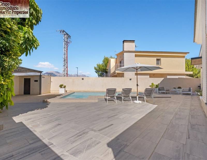Venta - Chalet - Alfaz del PI Pueblo-Urbanizaciones - l'Alfas del Pi