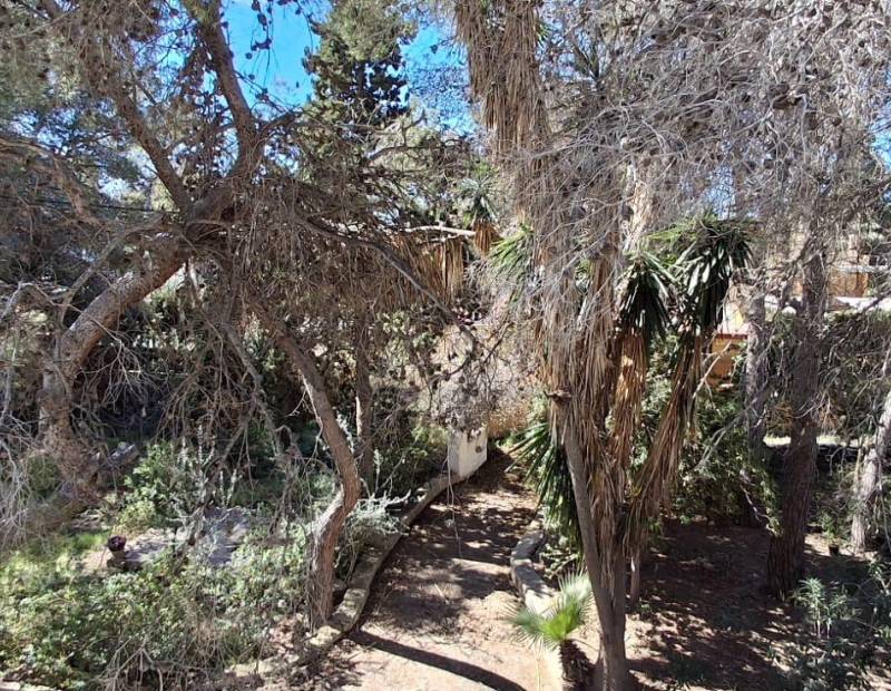 Sale - House with land - Levante - Benidorm