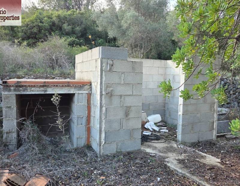 Sale - Plot of land - Beniarda