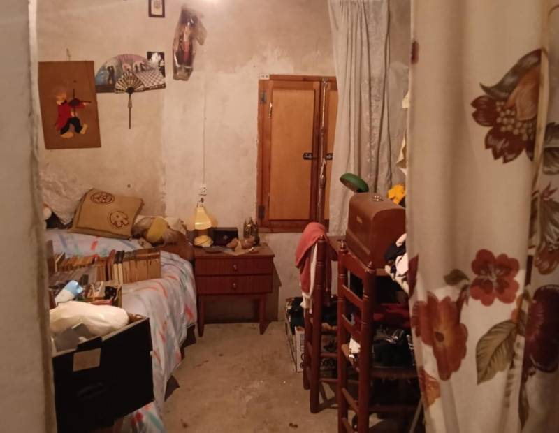 Sale - House - centro pueblo - Relleu