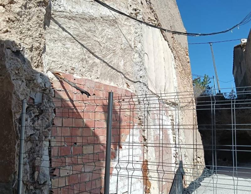 Sale - House - centro pueblo - Relleu