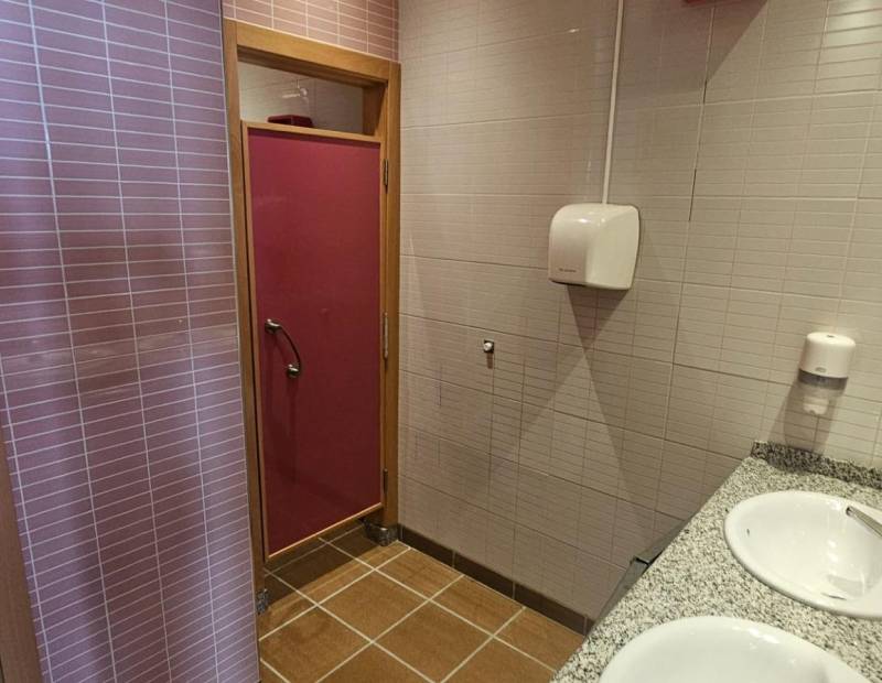 Продажа - помещение - Pueblo Levante - Benidorm