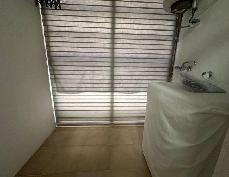 Продажа - квартира - Playa de Poniente - Benidorm