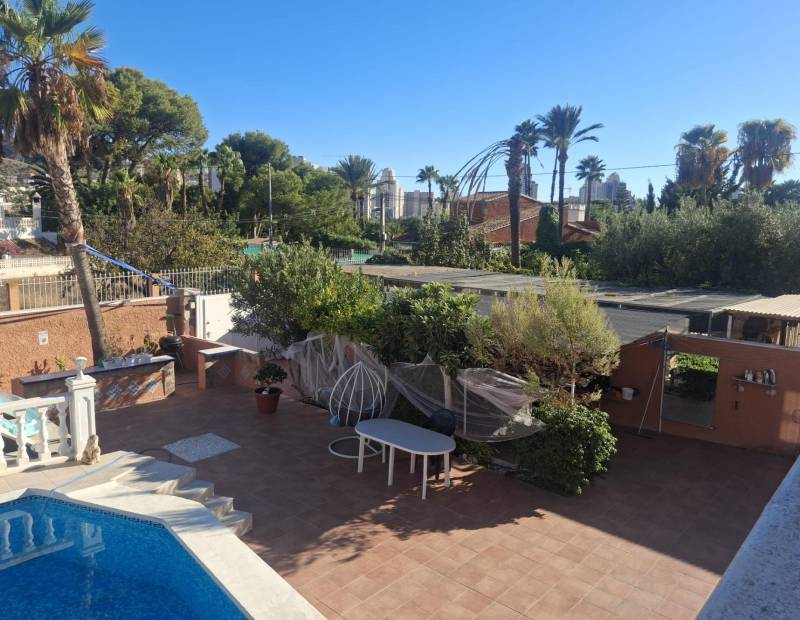Продажа - шале - Avenida Europa - Benidorm