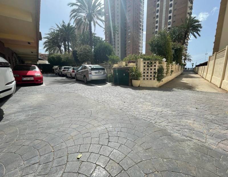 Sale - Flat - Avenida del Mediterraneo - Benidorm