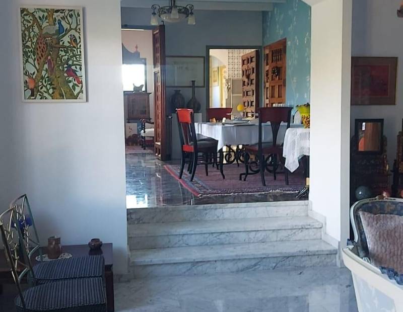 Продажа - Дом с земельным участком - Castell de Guadalest (el) - Guadalest