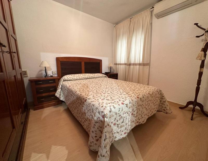 Продажа - квартира - Avenida L Aigüera - Benidorm
