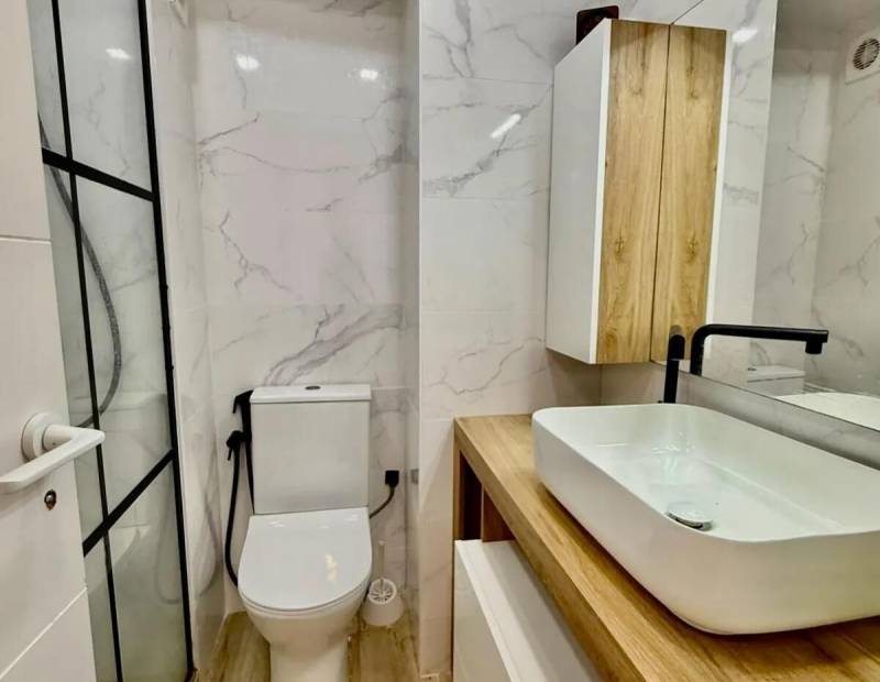 Продажа - квартира - Plaza de Toros - Benidorm
