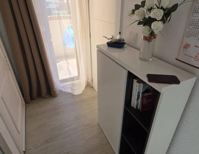 Продажа - квартира - Rincon de Loix - Benidorm