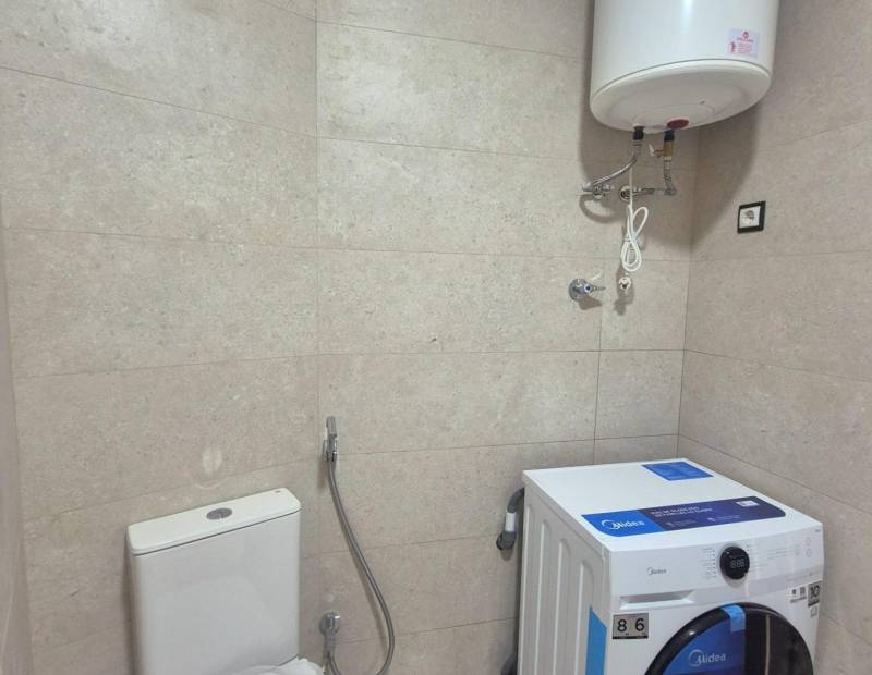 Sale - Studio - Avenida del Mediterraneo - Benidorm